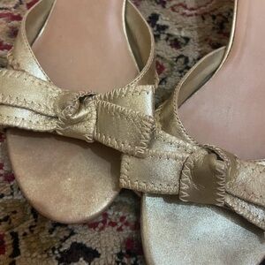 Elegant Gold Women's Mules with Bow Detail